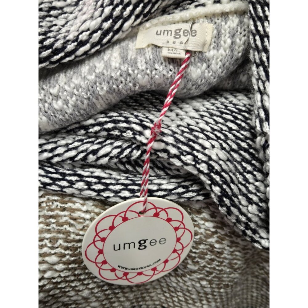 Umgee Womens Medium /Large Cowl Neck  Poncho  Bohemian Knitwear - Picture 6 of 7